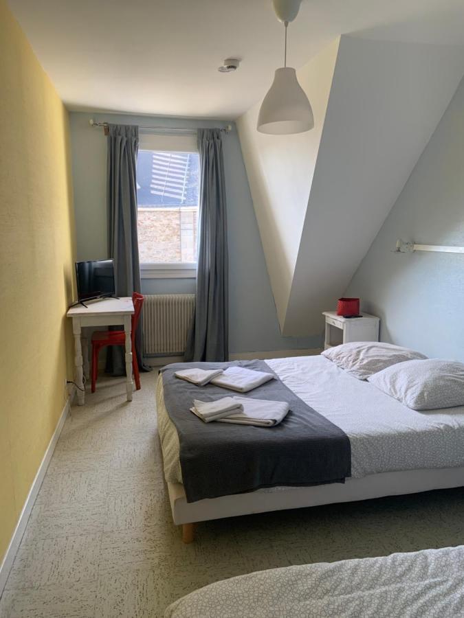 Hotel - Le Perroquet Бінік Екстер'єр фото